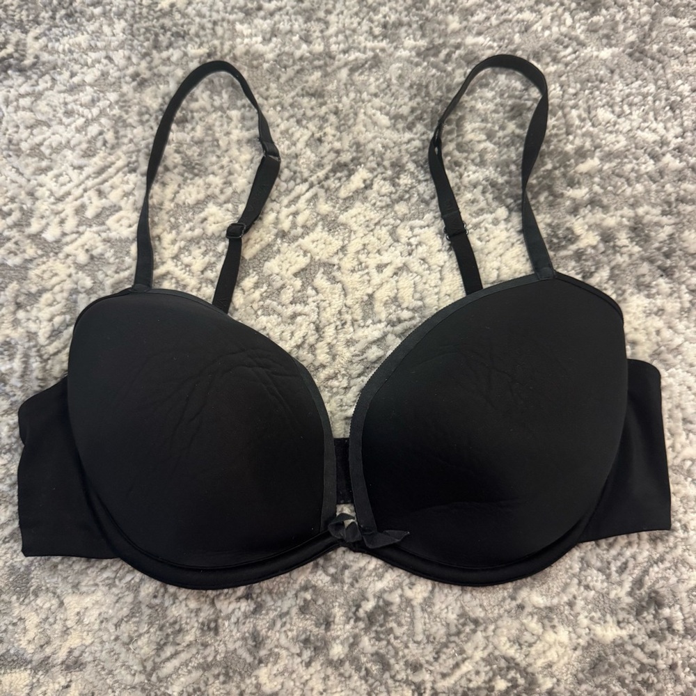 Vera Wang Black Bra